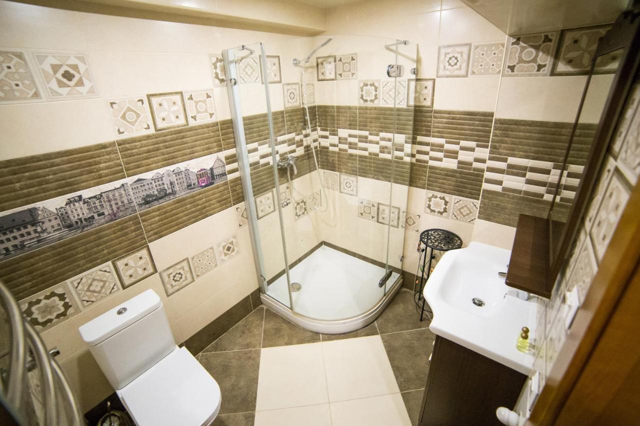 Apart Hotel On Rynok Square Lviv Eksteriør bilde
